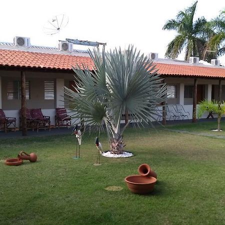Tuiuiu Park Hotel Rinopolis Buitenkant foto